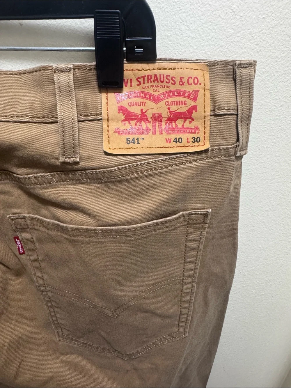 Levi's men 541 tan Straight-Leg Jeans size 40x30